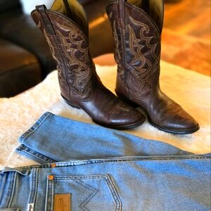 Laredo Women's Maddie Western Boots - Round Toe Size 8M